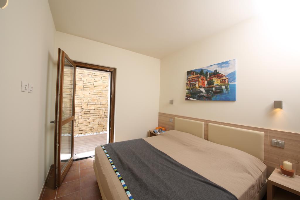 Appartamenti Corte Leonardo Garda (Verona) Quarto foto